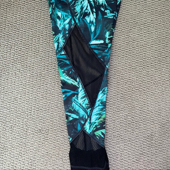 HP ❤️ Athleta Nepali Mesh Sonar Leggings - Picture 4 of 8